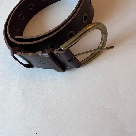FRYE WOMENS LEATHER BELT WIDE WITH GROMMETS BROWN SIZE MEDIUM LARGE  NWOT